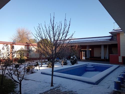 Private Yard&House — other in Saksonota 27, Muruntau Uzbekistan, 111700
