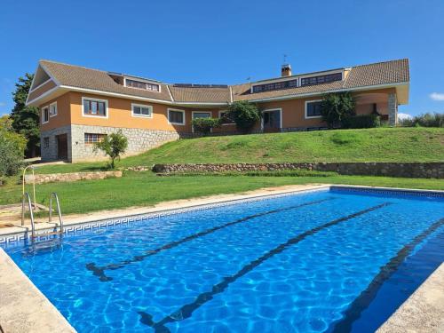 Úszómedence, Villa Finca el Olivar-1 by Interhome in Can Farell