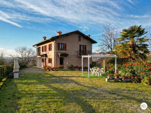 Casa Maria Rosa Charming Villa in the Heart of Monferrato in Mombercelli