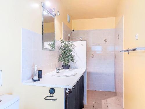 Vannas istaba, Holiday Home Maisonnette Terra Tramandera by Interhome in Sant'Andrea-d'Orcino