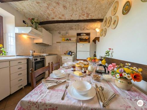 Casa Maria Rosa Charming Villa in the Heart of Monferrato in Mombercelli