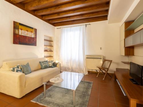 Apartment Brera Boutique Apartment by Interhome