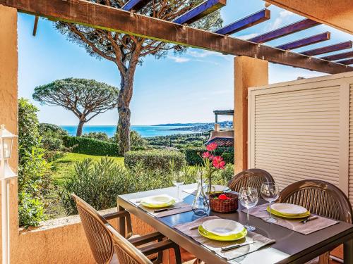 Apartment Les Coteaux de la Nartelle-35 by Interhome