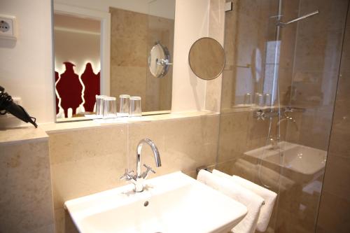 Hotel Drei Raben - image 3