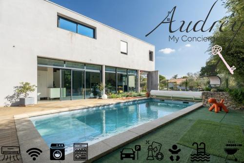 Chez Jennifer - Luxueuse villa d'architecte avec piscine privée gîte à louer Villevieille