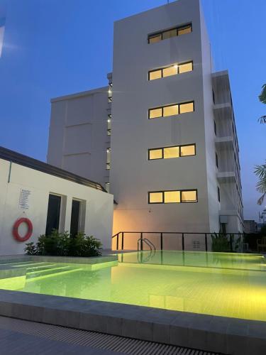 المنظر الخارجي, Pinotel Hotel, Prachuap in Prachuap Khiri Khan City Center