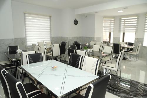 Restorāns, Qusar Shahdag Garden Hotel in Chilegir