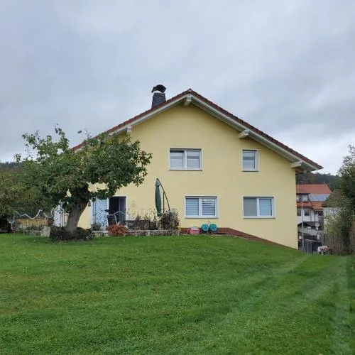 Appartements & Ferienwohnungen Wolf in Usingen, Deutschland