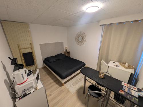 AirBnBri' Chambre à Louer RDC Maison