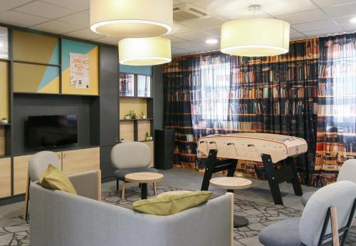 B&B HOTEL Marseille Prado Vélodrome - Hôtel - Marseille