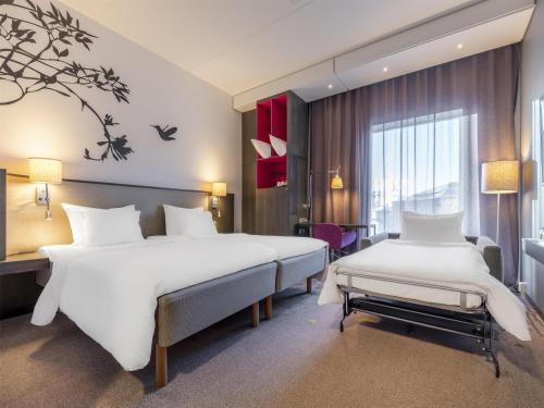 2 twin beds