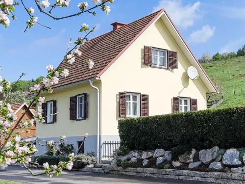 Holiday Home Ferienhaus am Meißlberg by Interhome in Meißl, Österreich