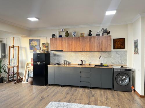 A unique artist's apartment in Vagharshapat