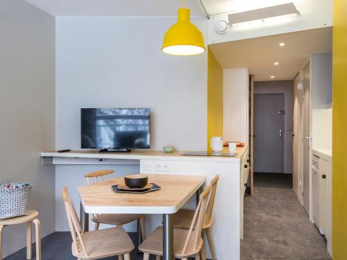 Studio rénové 4 pers, Balcon, Wifi gratuit - FR-1-346-389 - Apartment - Arc 1800