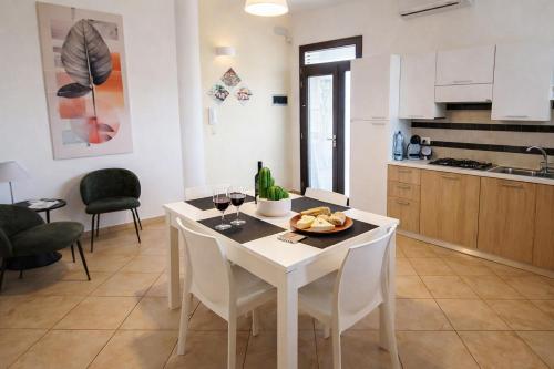 Kitchen, 19-85 Tenuta Salentina in Other