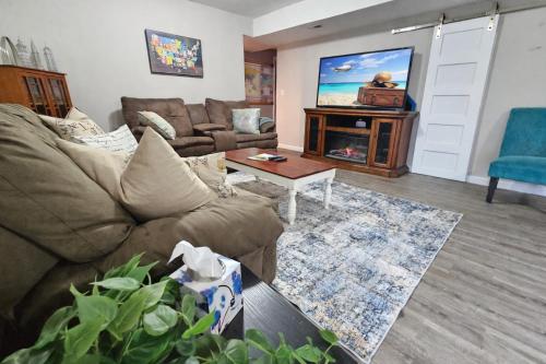 Cozy Lawrence 1BR Near KU - Wi-Fi & Patio – khách sạn tại Monterey