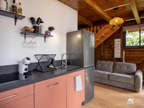 Bungalow en duplex avec Jacuzzi in ซานต์ โรเซ