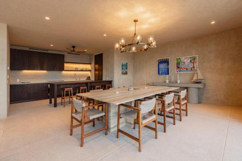 Beachfront Villa 10 Guests in La Ribera