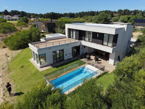 CASA COSTA ESMERALDA- Senderos 3