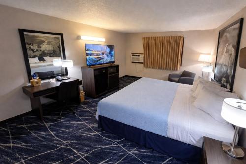Super 8 By Wyndham Sturgis