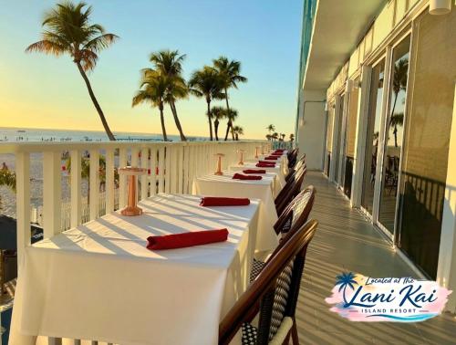 مطعم, The Bay Inn at the Lani Kai in تطل على مياه/شاطئ