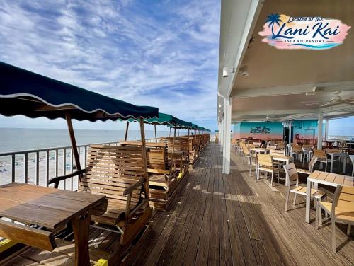 مطعم, The Bay Inn at the Lani Kai in تطل على مياه/شاطئ