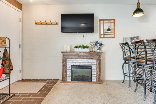 Ski-In/Ski-Out Studio at Greek Peak, Pets Welcome! in Virgil (NY)