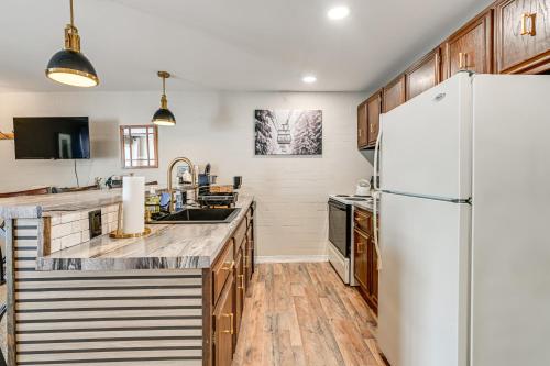 Ski-In/Ski-Out Studio at Greek Peak, Pets Welcome! in Virgil (NY)
