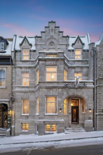 Le Chateau de Pierre, Quebec City