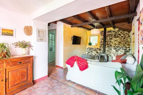 Bonita Casa Rural en la Sierra de Aracena in Santa Analareala