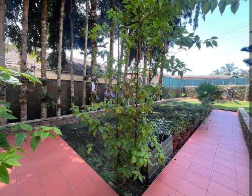 Aburi Emerald Garden Retreat in Aburi