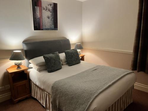 1 double bed