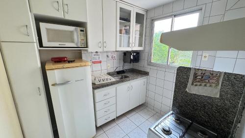 Kitchen, Condominio Ecologic Park in Bandeirantes