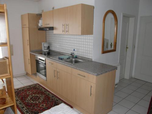Konyha, Appartements & Ferienwohnungen Wolf in Usingen