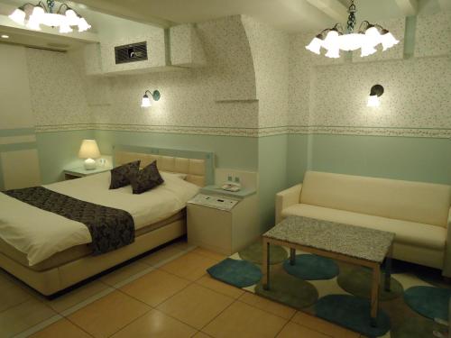 ホテルアイアンプレミアム六甲店 男塾ホテルグループ　Adult only in Hatacho