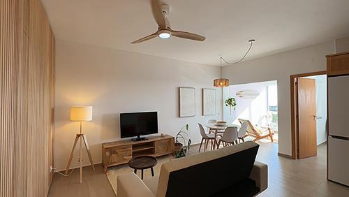 Shared lounge/TV area, Ocaso - Oceanview Sunsets over Arrifana in Picao