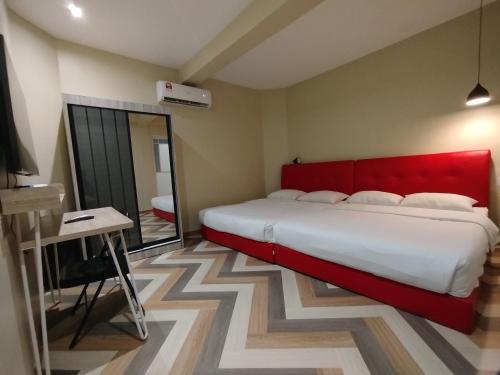 room detail thumbnail 0