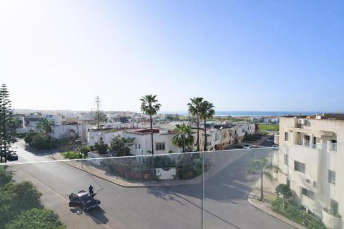 Appartement Haut Standing Vue Mer Harhoura in 特馬拉