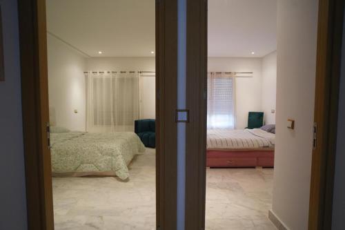 Appartement Haut Standing Vue Mer Harhoura in 特馬拉