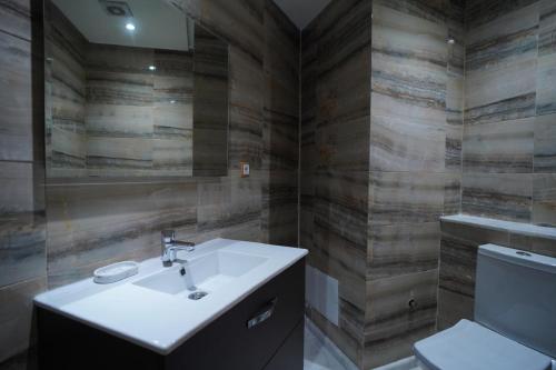Appartement Haut Standing Vue Mer Harhoura in 特馬拉