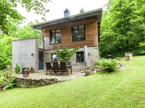 Spacious Chalet with Fenced Garden in Forest in Vieuxville in Ferrières