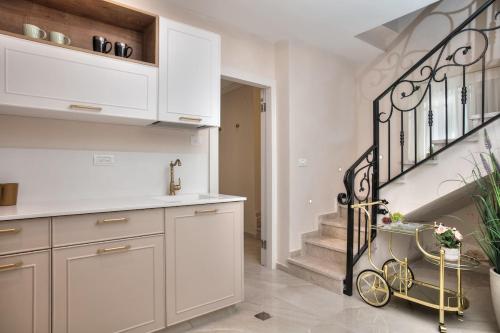 Iekārtas, סוויטות סוויט - Suite in Safeda