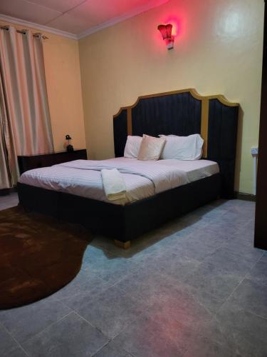 GG CBD Homes Own Compound 5 bedroom in นากูรู่