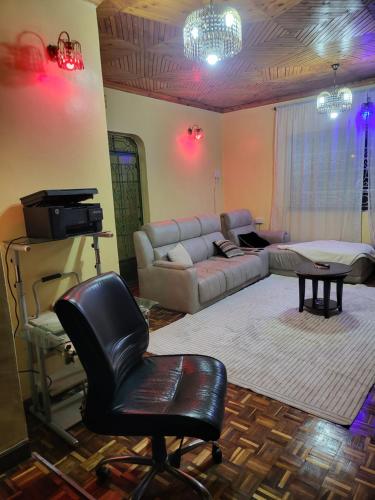 GG CBD Homes Own Compound 5 bedroom in นากูรู่