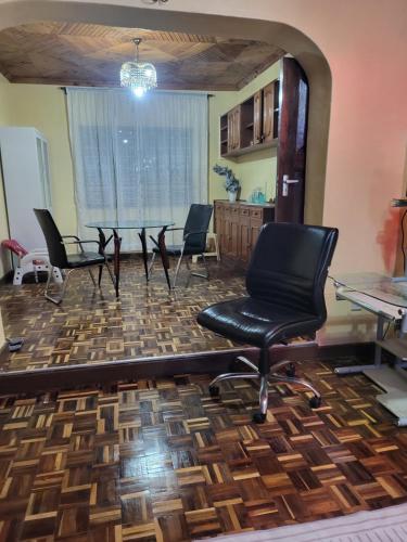GG CBD Homes Own Compound 5 bedroom in นากูรู่