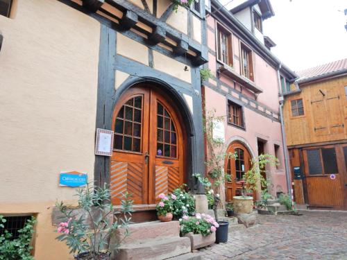 A Vintage Apartment in Riquewihr with Terrace - image 4