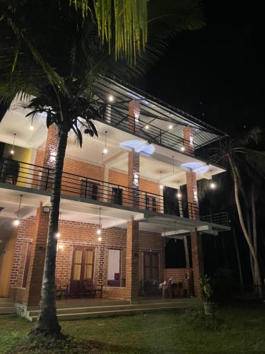 Araliya Lake Camp Resort