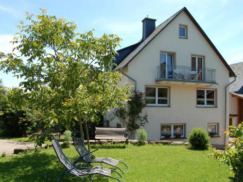 Comfortable holiday home in Manderscheid with garden - Manderscheid