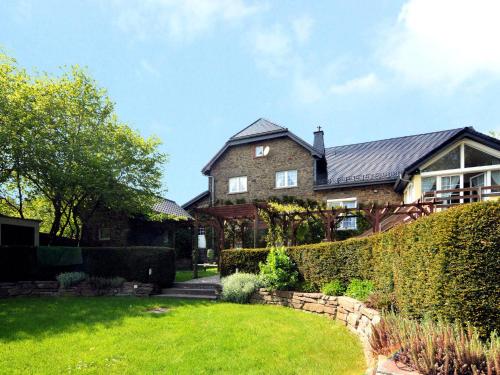  Schumacher, Unterkunft in Weywertz