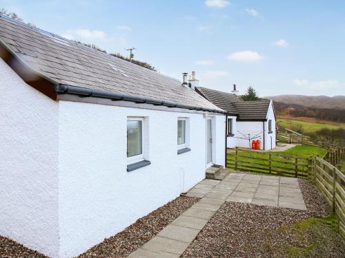 Viesnīcas āriene, Dondies House in Kilchoan